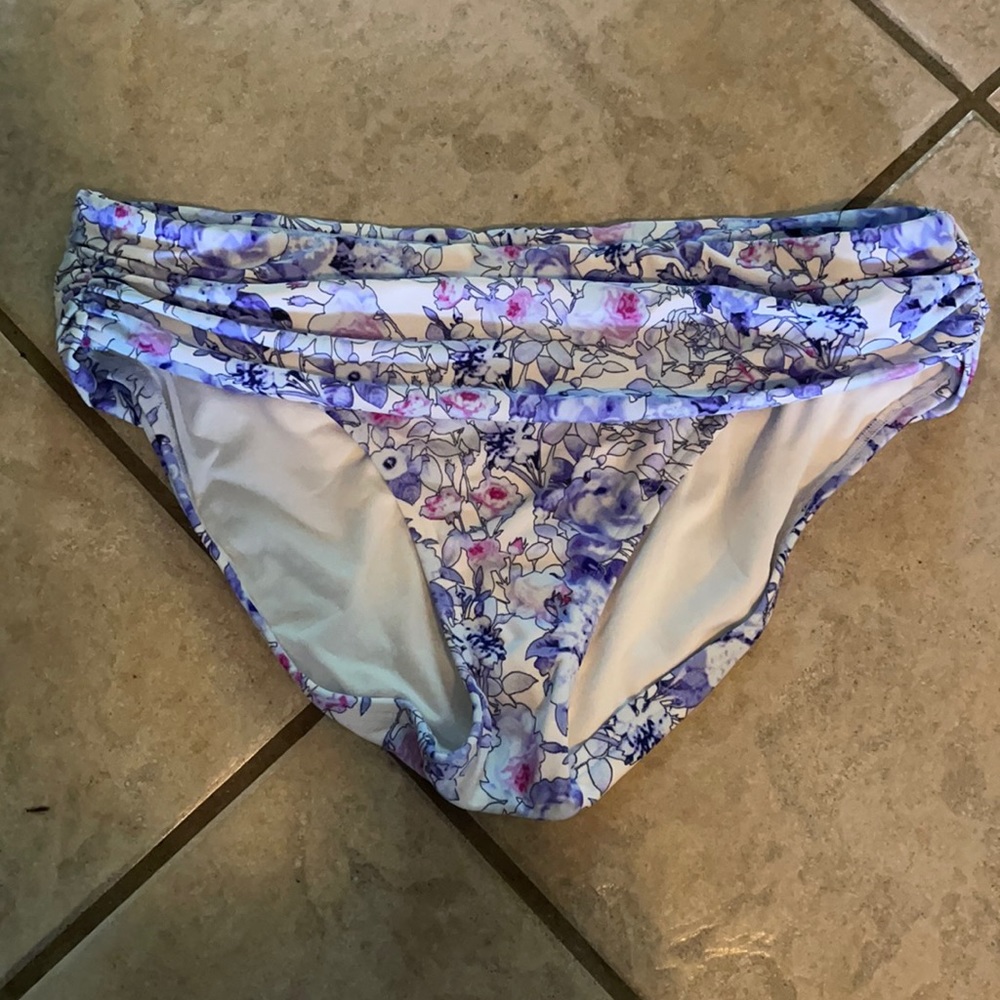 Floral bikini bottoms